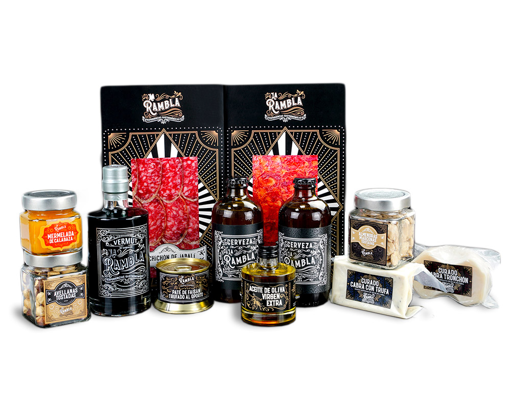 cerveza artesana, suave y aromática, el Vermut de Garnacha y nuestro aceite de oliva virgen extra para combinar con nuestros embutidos premium de jabalí.