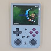 miniatura Consola Retro Emuladora MR.Anbernic RG353V