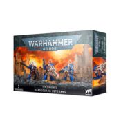 miniatura Bladeguard Veterans. Space Marines