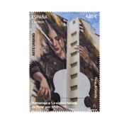 miniatura detalle sello mural de la violonchelista en Fene, Sfhir