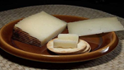 miniatura QUESO MEZCLA CURADO VIEJO ARTESANO "QUEJARA" Sabor persistente y suave al paladar, aroma sensiblemente intenso.