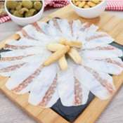 miniatura Portavelas en dos piezas con forma de corazón y decoración en mándalas.