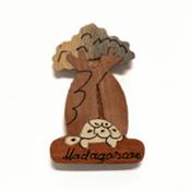 miniatura imán de un baobab de la fundación Agua de Coco