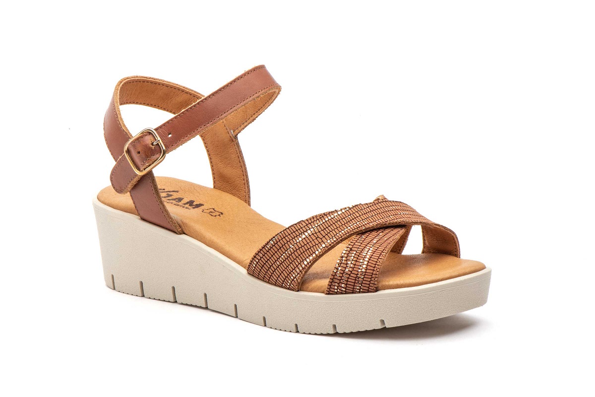 Sandalias de piel cómodas y modernas con plataforma 01