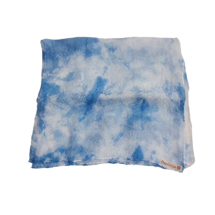 Pañuelo de seda natural efecto arrugado Nube Cirro Azul