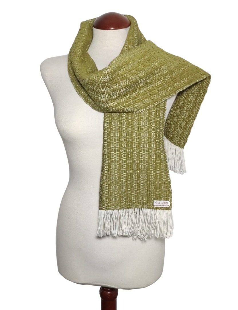 Bufanda de lana merino 100% modelo Atenas verde