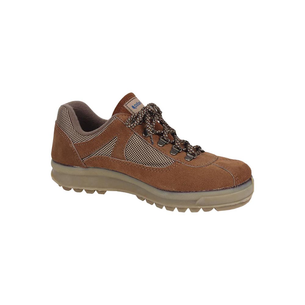 Zapatillas de Trekking Modelo Iregua Color Caramelo Suela de Caucho