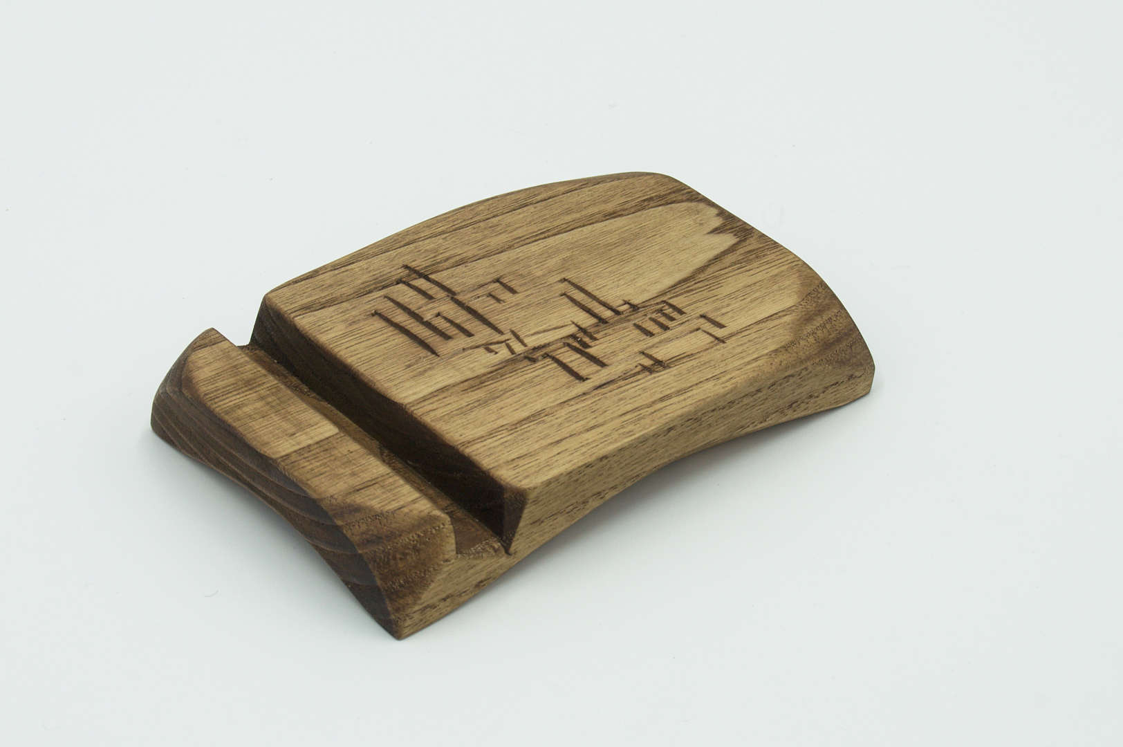 Cousas de madeira Soporte tablet/movil rupestre