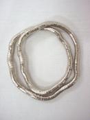 miniatura JUEGO 4 PIEZAS BISUTERIA FLEXIBLE RIGIDA RODIO COLLAR PENDIENTES PULSERAS PLATEADO