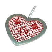 miniatura Collar Corazón y Encaje de Bolillos en Rojo