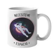 miniatura Taza-graciosa-Necesito-mi-espacio