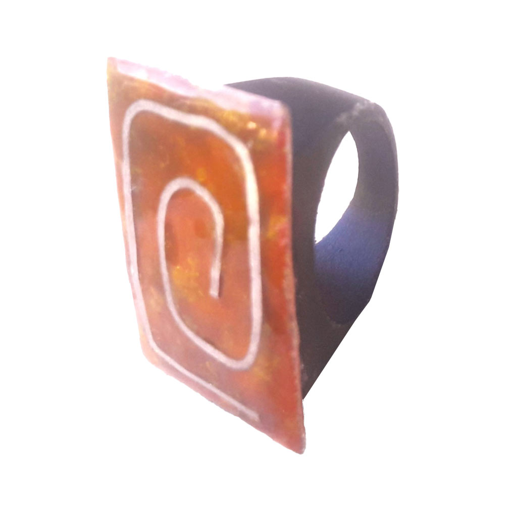 Anillo madera talla con esmalte al fuego