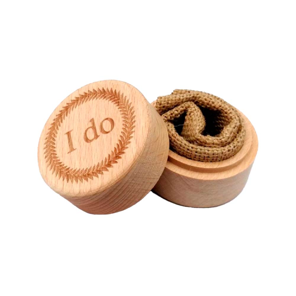 Cajita de madera para anillos de boda