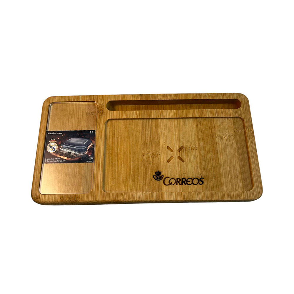 Cargador organizador en bambú | Colección cargador “Estadio Santiago Bernabéu”