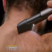 miniatura Micro touch trim de Klack permite depilar los hombros o el pecho
