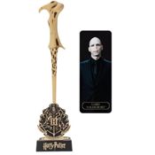 miniatura Varita Bolígrafo Harry Potter con Soporte Escudo Hogwarts de Lord Voldemort +-25cm 2