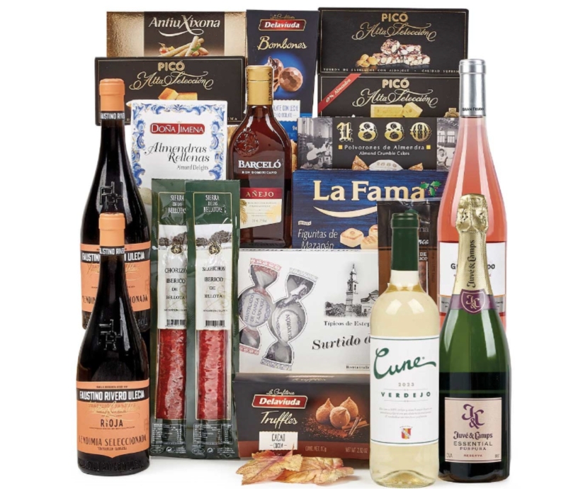 Lote 14: Cesta de Navidad Abundante con Ibéricos y Cinco Bebidas Selectas 1