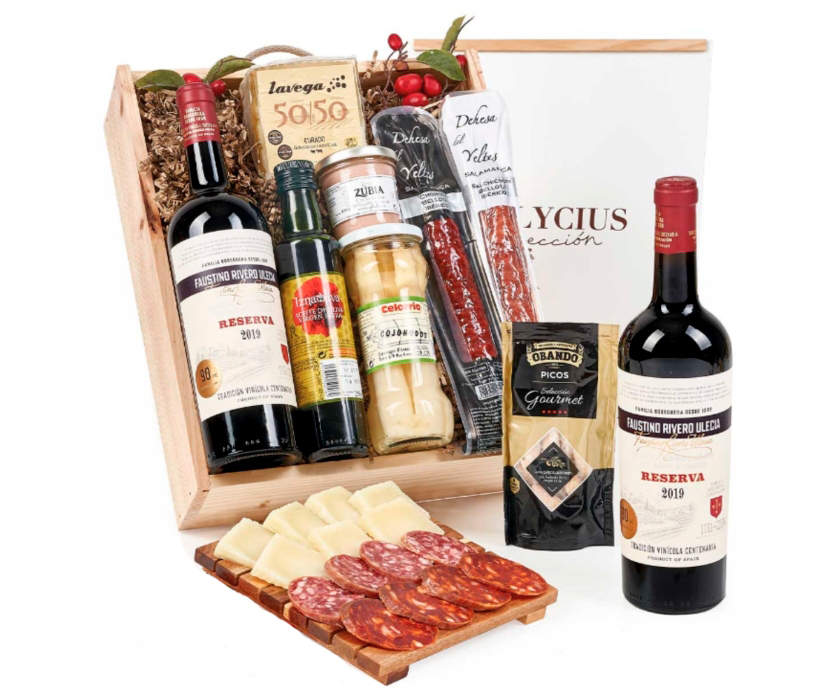 Lote 217: Cesta de Navidad Gourmet en Estuche de Madera con Vinos Reserva 1