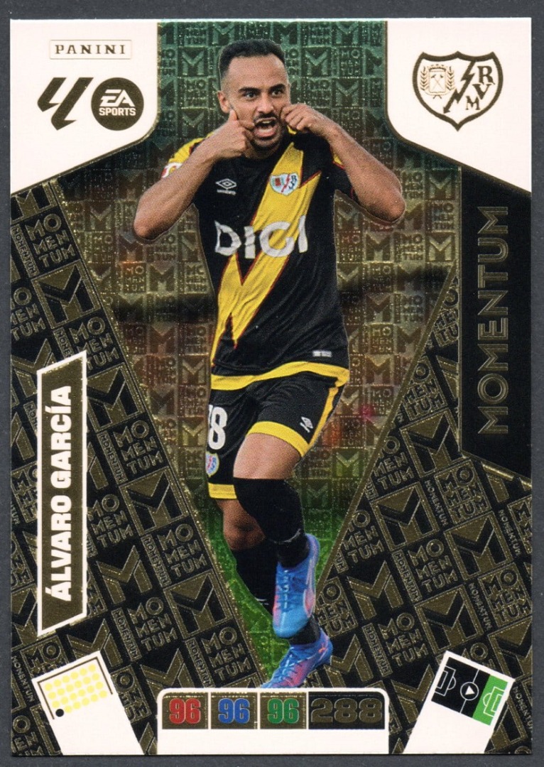 Momentum Álvaro García - Rayo Vallecano 2025-26 Cromo Panini Adrenalyn XL La Liga 25/26