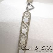 miniatura Pulsera de Encaje de Bolillos Corazón con Flores